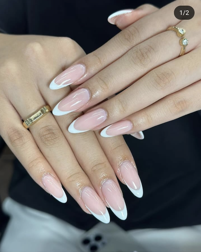 Diseño de uñas de HT Nails 8